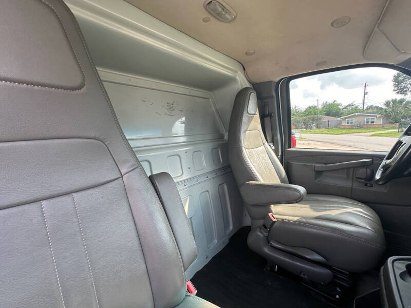 2019 Chevrolet Express 2500