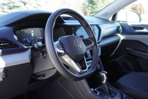 2023 Volkswagen Taos SE 4Motion