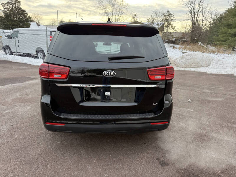 2019 Kia Sedona LX
