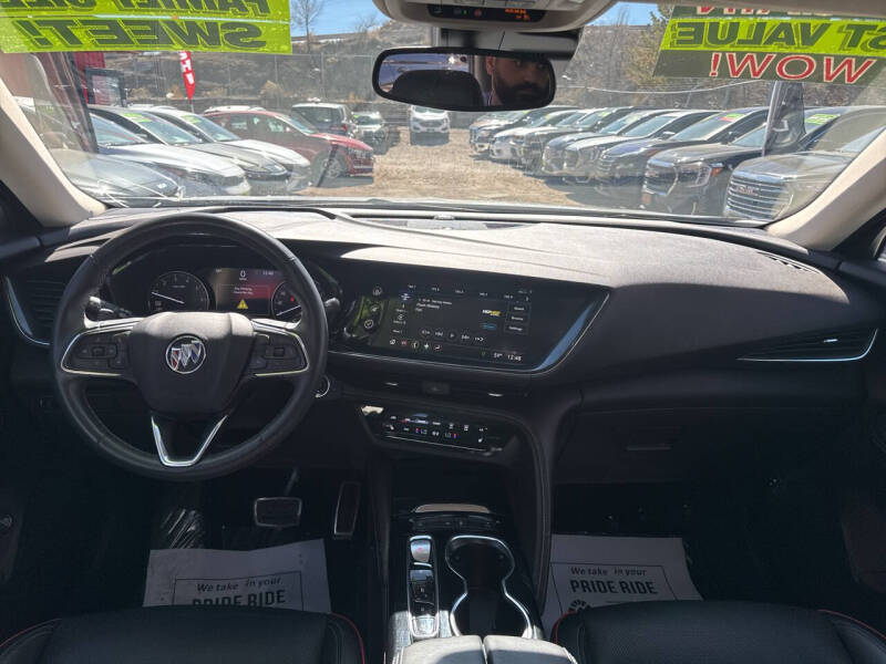 2022 Buick Envision Essence