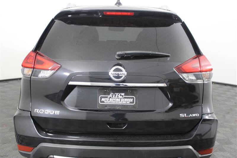 2018 Nissan Rogue SL