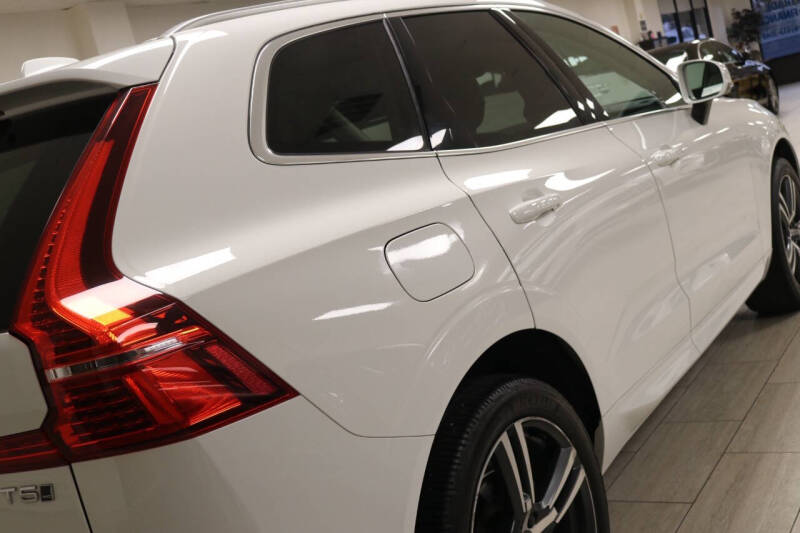 2019 Volvo XC60 T5 Momentum