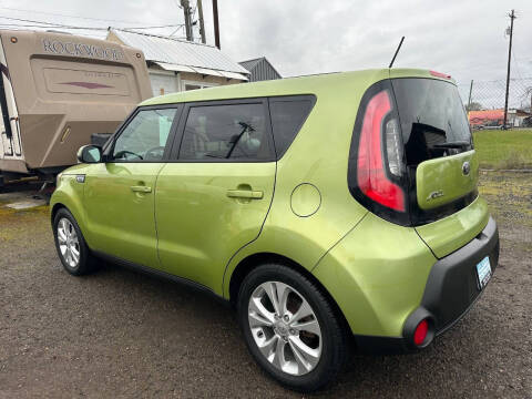 2015 Kia Soul +