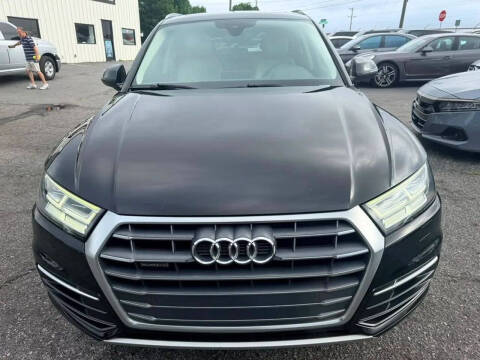 2018 Audi Q5 2.0T quattro Premium Plus