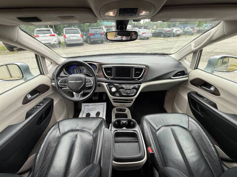 2018 Chrysler Pacifica Touring L