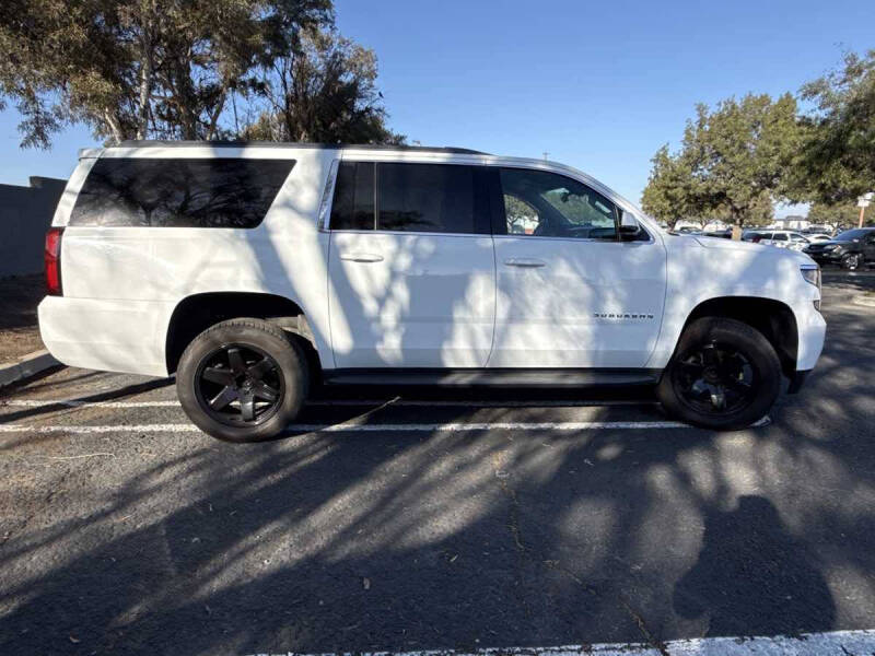 2017 Chevrolet Suburban LS
