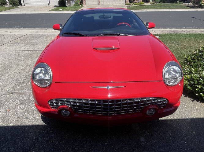 2003 Ford Thunderbird