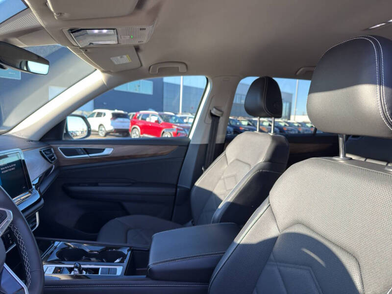 2024 Volkswagen Atlas SE 4Motion