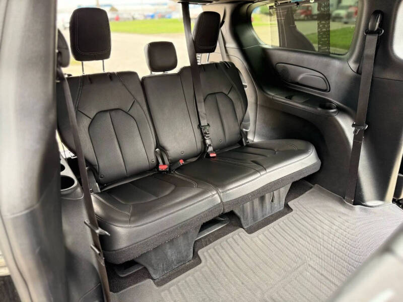 2019 Chrysler Pacifica Touring L Plus