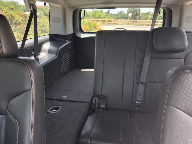 2017 GMC Yukon XL SLT