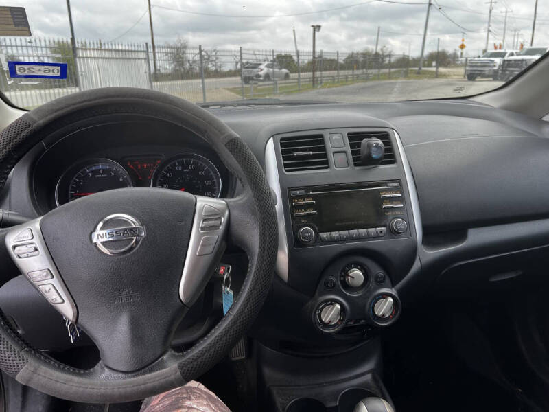 2014 Nissan Versa Note SV