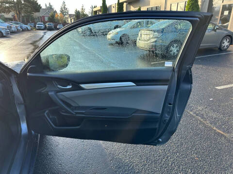 2016 Honda Civic LX-P