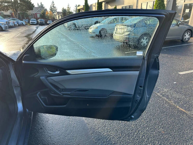 2016 Honda Civic LX-P