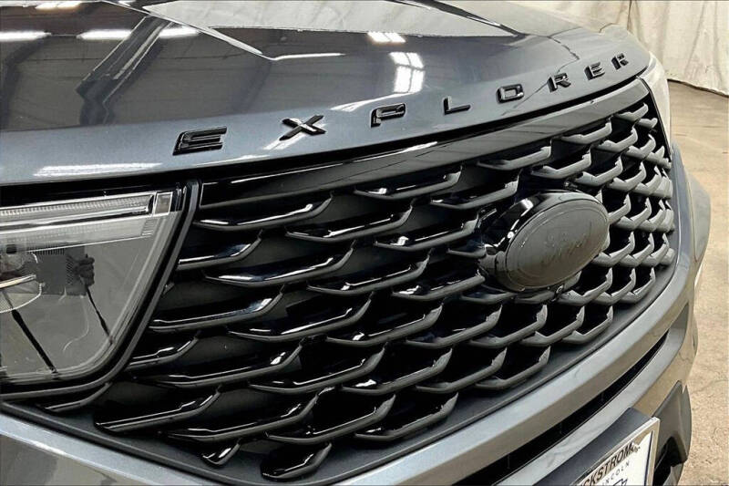 2023 Ford Explorer ST-Line