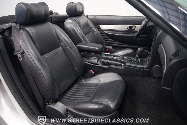 2004 Ford Thunderbird Deluxe