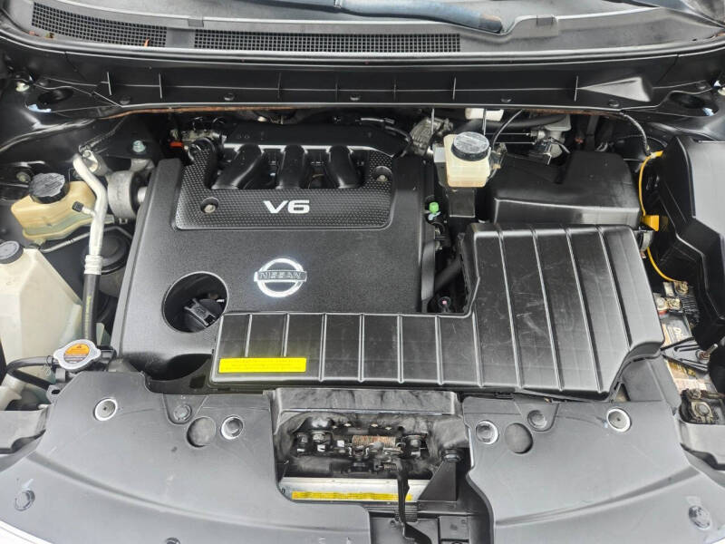 2011 Nissan Murano LE