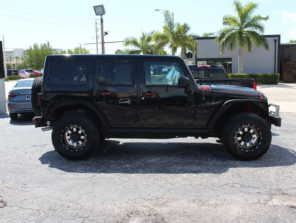2016 JEEP Wrangler SUV / Crossover - $31,995