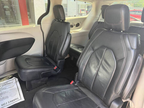 2018 Chrysler Pacifica Touring L