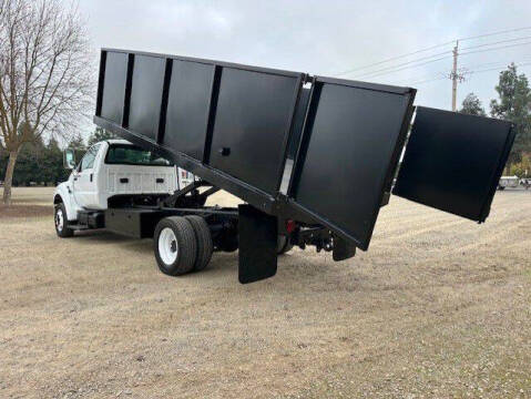 2013 Ford F-650 Super Duty