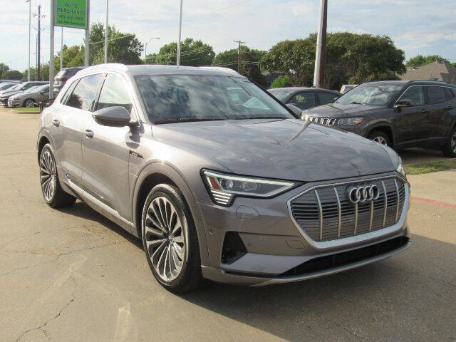 2019 Audi e-tron quattro Prestige