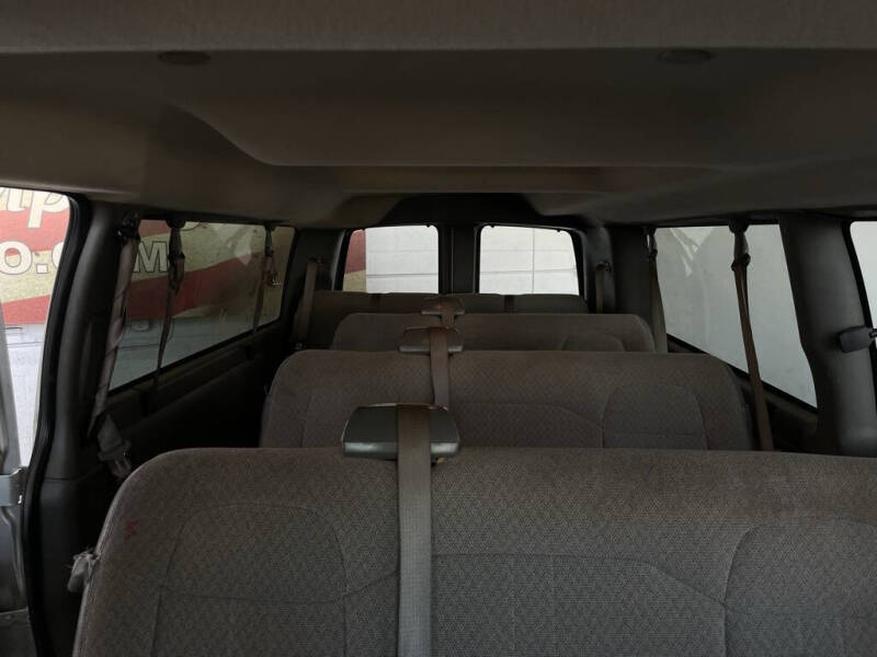 2017 Chevrolet Express LT 3500