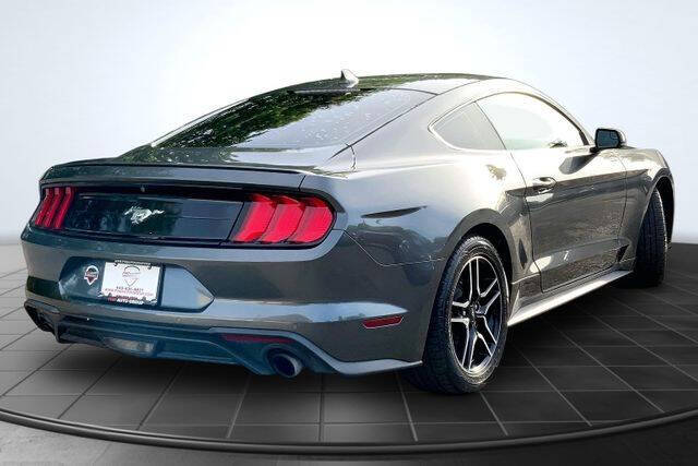 2020 Ford Mustang EcoBoost Premium