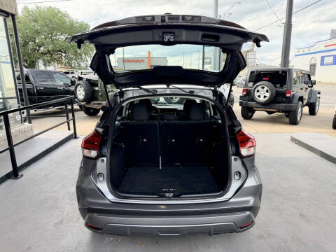 2021 Nissan Kicks S