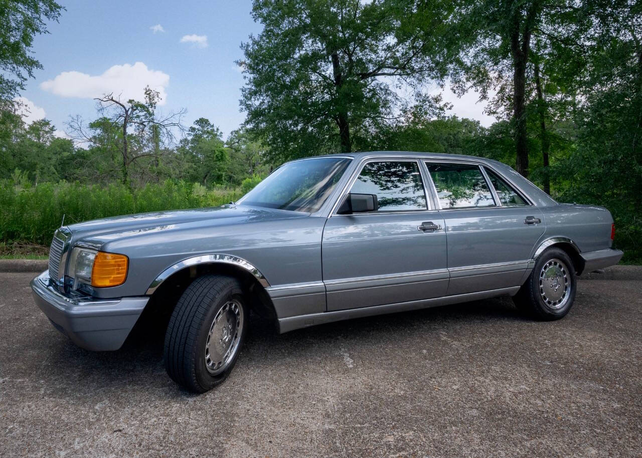 1988 Mercedes-Benz 420-Class 27