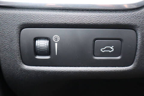 2019 Volvo XC60 T5 Momentum