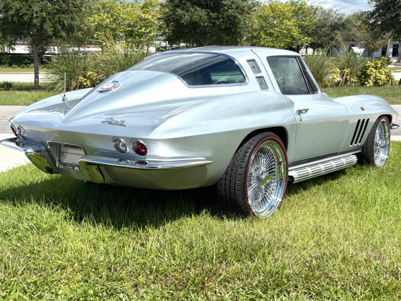 1965 Chevrolet Corvette 6