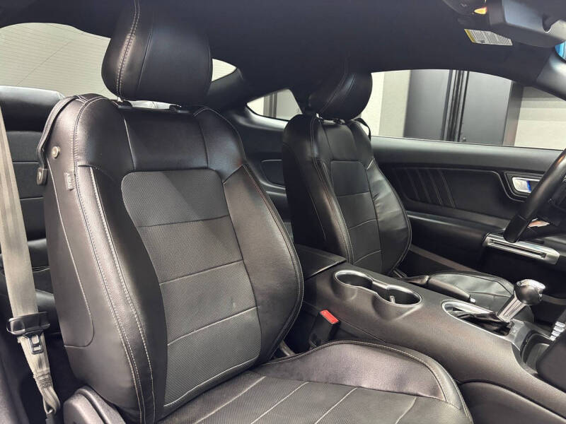 2020 Ford Mustang EcoBoost Premium