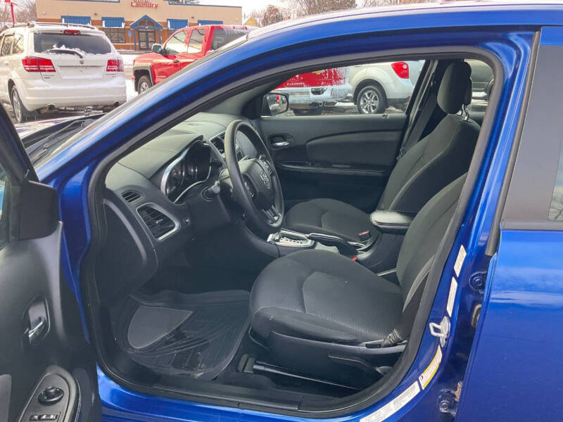 2013 Dodge Avenger SE