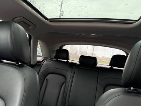 2017 Audi Q3 2.0T Premium Plus
