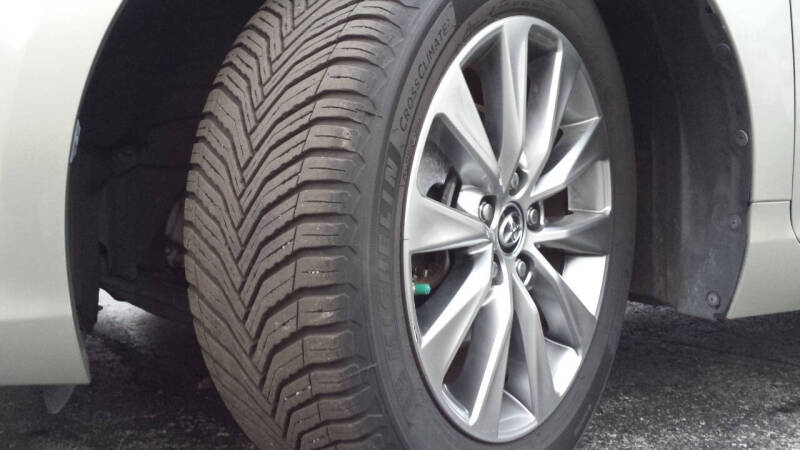 2015 Toyota Camry Hybrid XLE