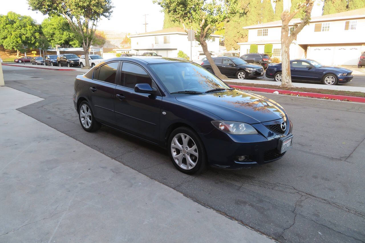 2009 Mazda Mazda3 for sale at The Car Vendor LLC in Bellflower, CA