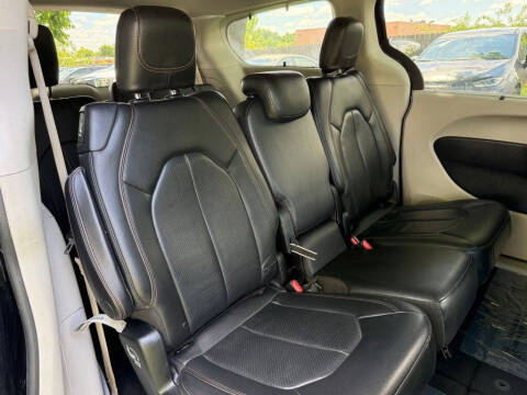 2018 Chrysler Pacifica Touring L