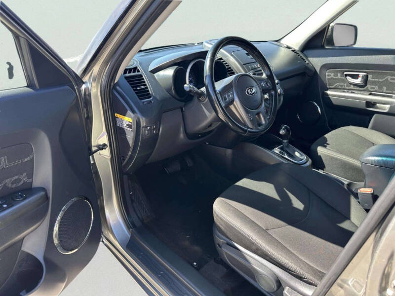 2013 Kia Soul +