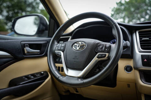 2017 Toyota Highlander XLE