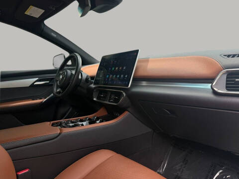 2023 VinFast VF8 Plus City Edition