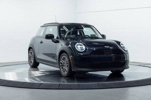 2025 MINI Hardtop 2 Door Cooper Signature Trim