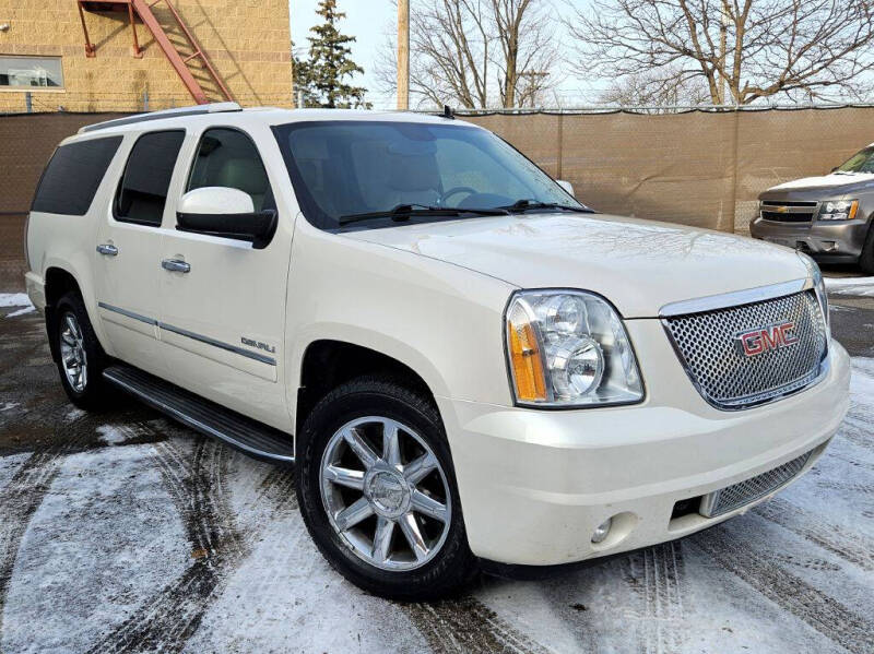 2013 GMC Yukon XL for sale at Minnesota Auto Sales in Golden Valley MN