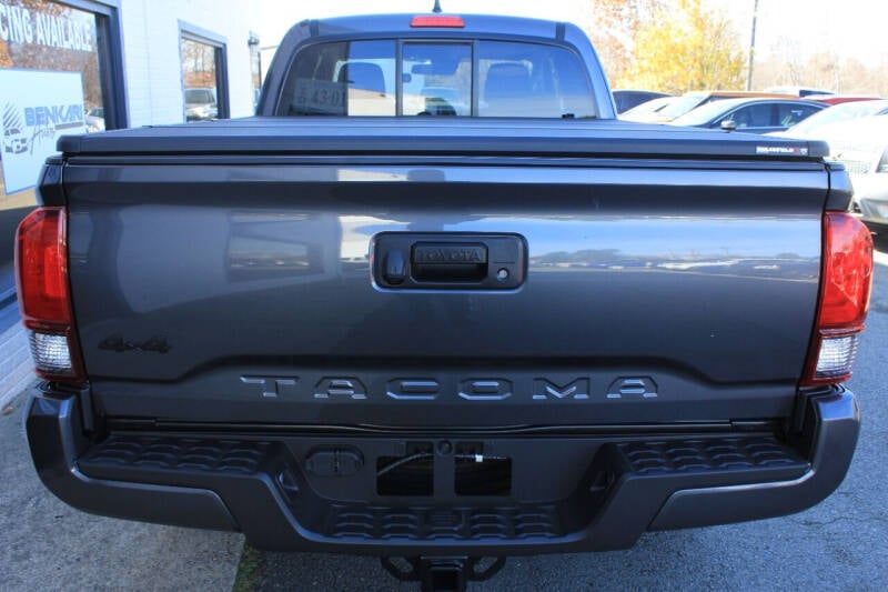 2020 Toyota Tacoma SR photo 8