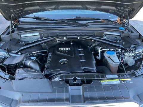 2015 Audi Q5 2.0T quattro Premium Plus