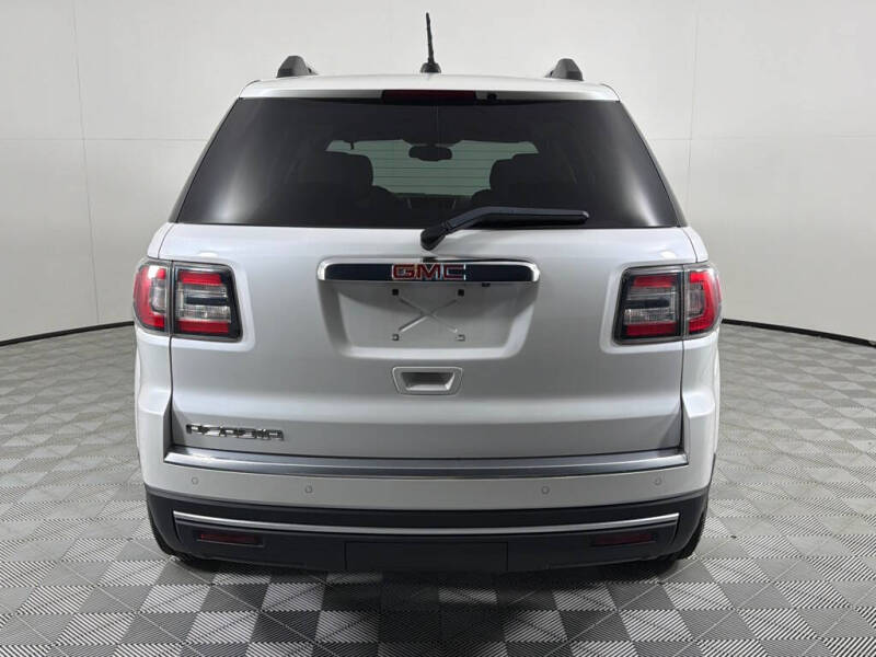 2016 GMC Acadia SLE-2