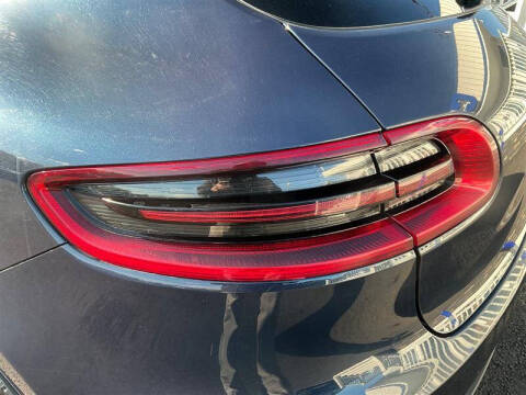 2016 Porsche Macan Turbo