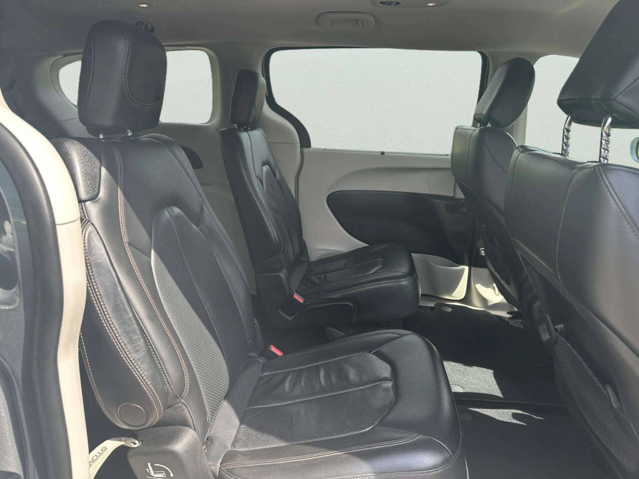 ChryslerPacifica19