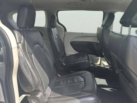 2018 Chrysler Pacifica Touring L