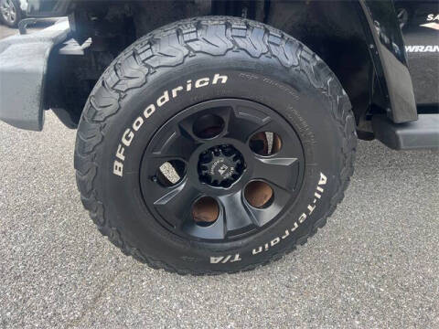 2011 Jeep Wrangler Sahara