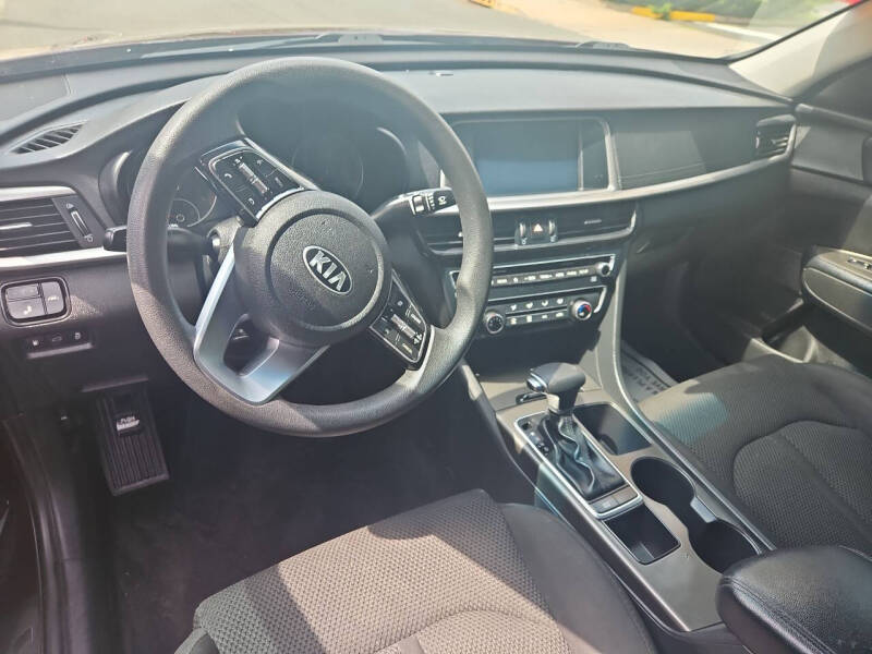 2020 Kia Optima LX