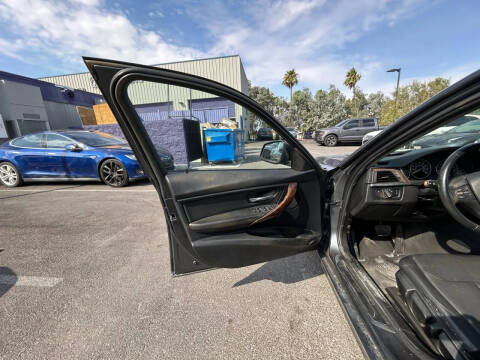 2015 BMW 3 Series 320i xDrive